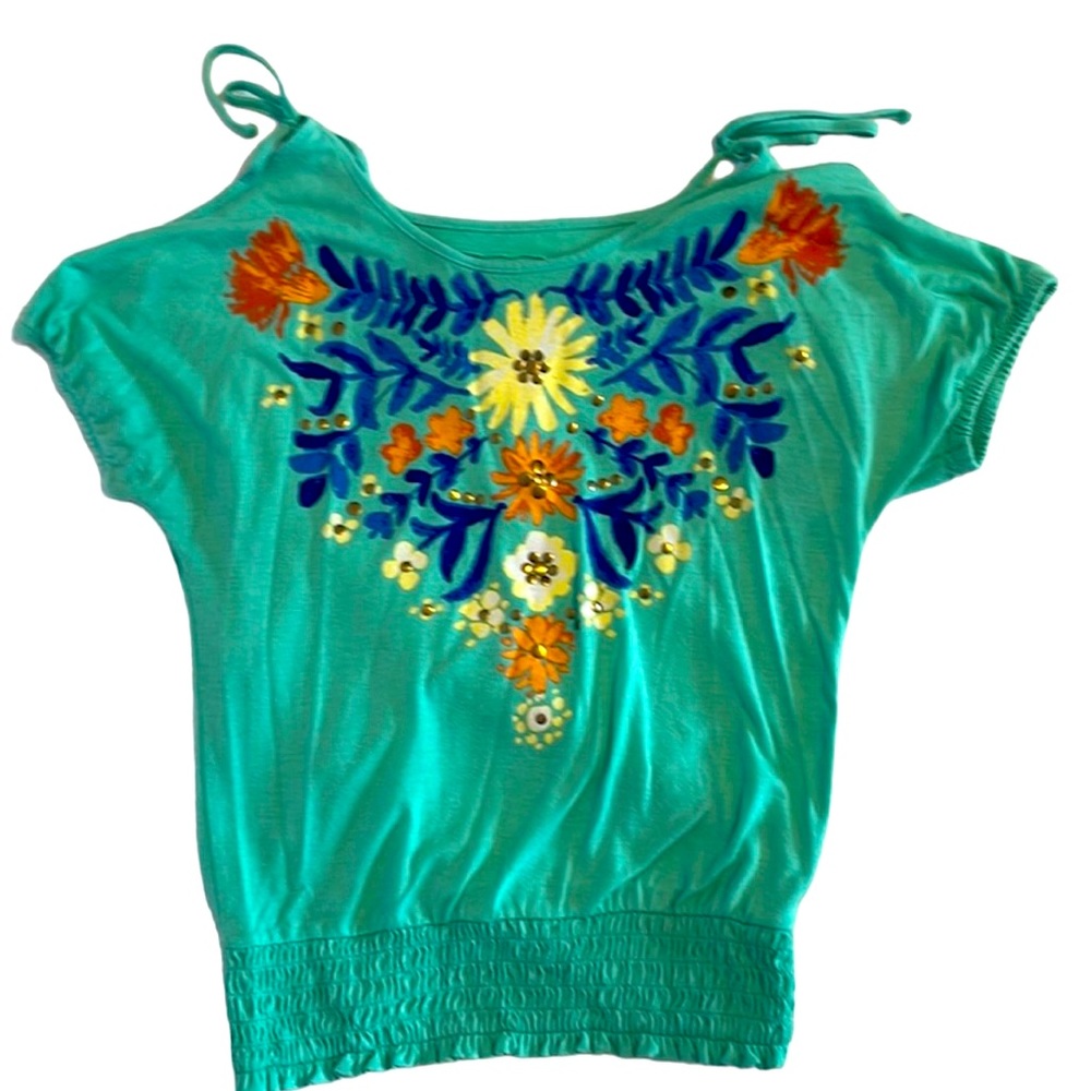 Mudd: teal base t-shirt with different colored flowers